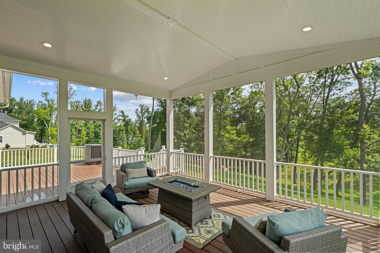 19098 HUNTRIDGE PRESERVE CT, PURCELLVILLE, Virginia 20132, 4 Bedrooms Bedrooms, ,3 BathroomsBathrooms,Residential,For sale,19098 HUNTRIDGE PRESERVE CT,VALO2102082 MLS # VALO2102082