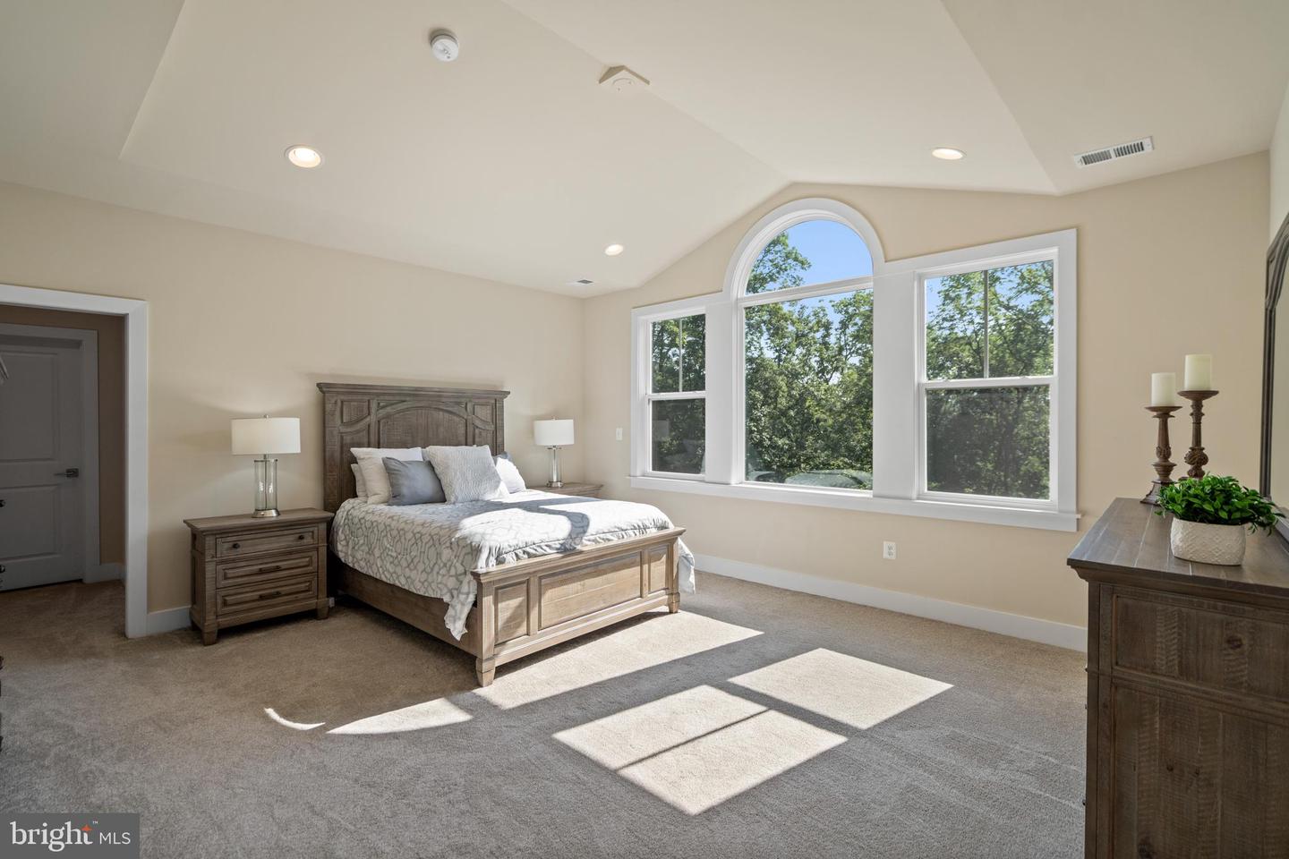 19098 HUNTRIDGE PRESERVE CT, PURCELLVILLE, Virginia 20132, 4 Bedrooms Bedrooms, ,3 BathroomsBathrooms,Residential,For sale,19098 HUNTRIDGE PRESERVE CT,VALO2102082 MLS # VALO2102082