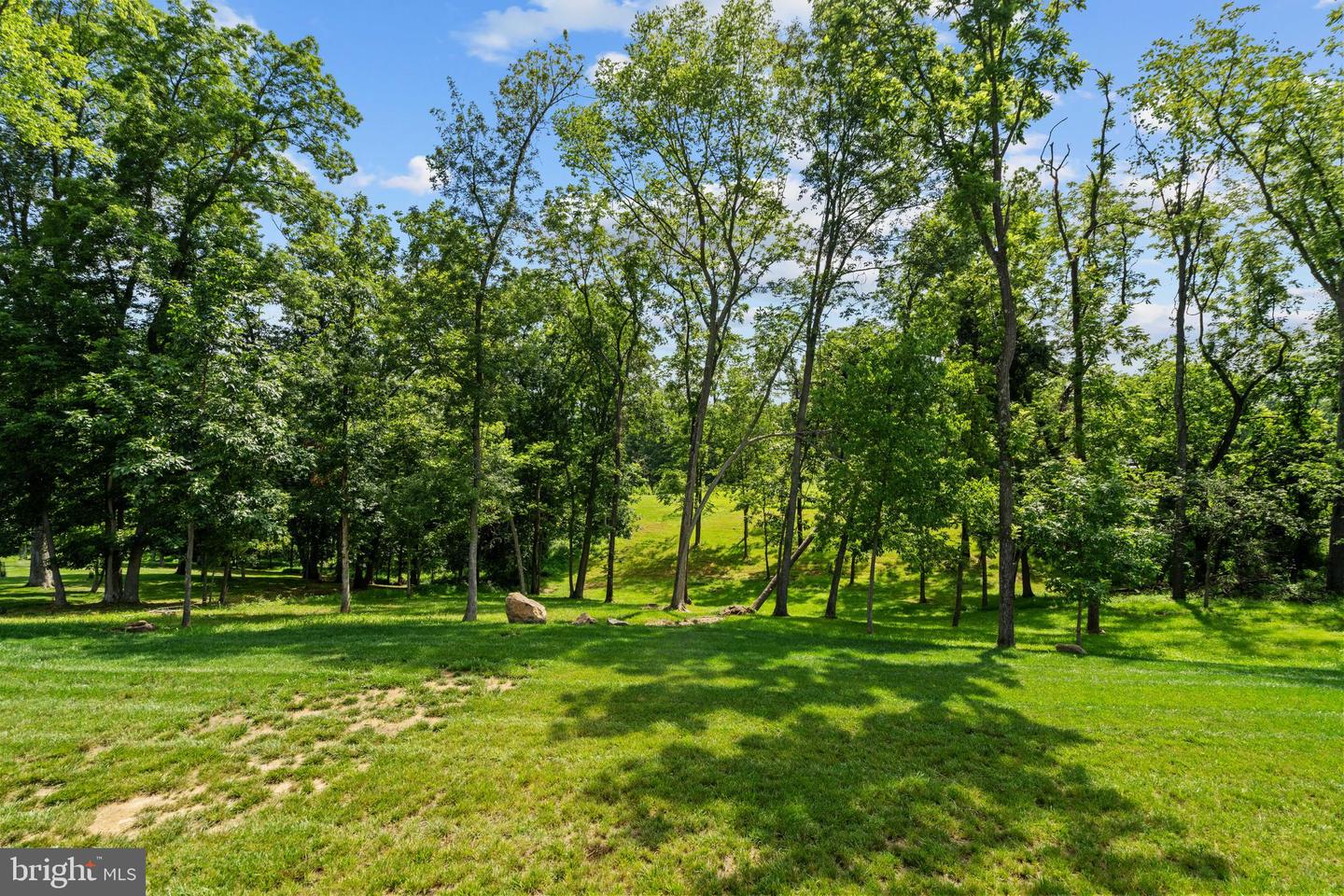 19098 HUNTRIDGE PRESERVE CT, PURCELLVILLE, Virginia 20132, 4 Bedrooms Bedrooms, ,3 BathroomsBathrooms,Residential,For sale,19098 HUNTRIDGE PRESERVE CT,VALO2102082 MLS # VALO2102082