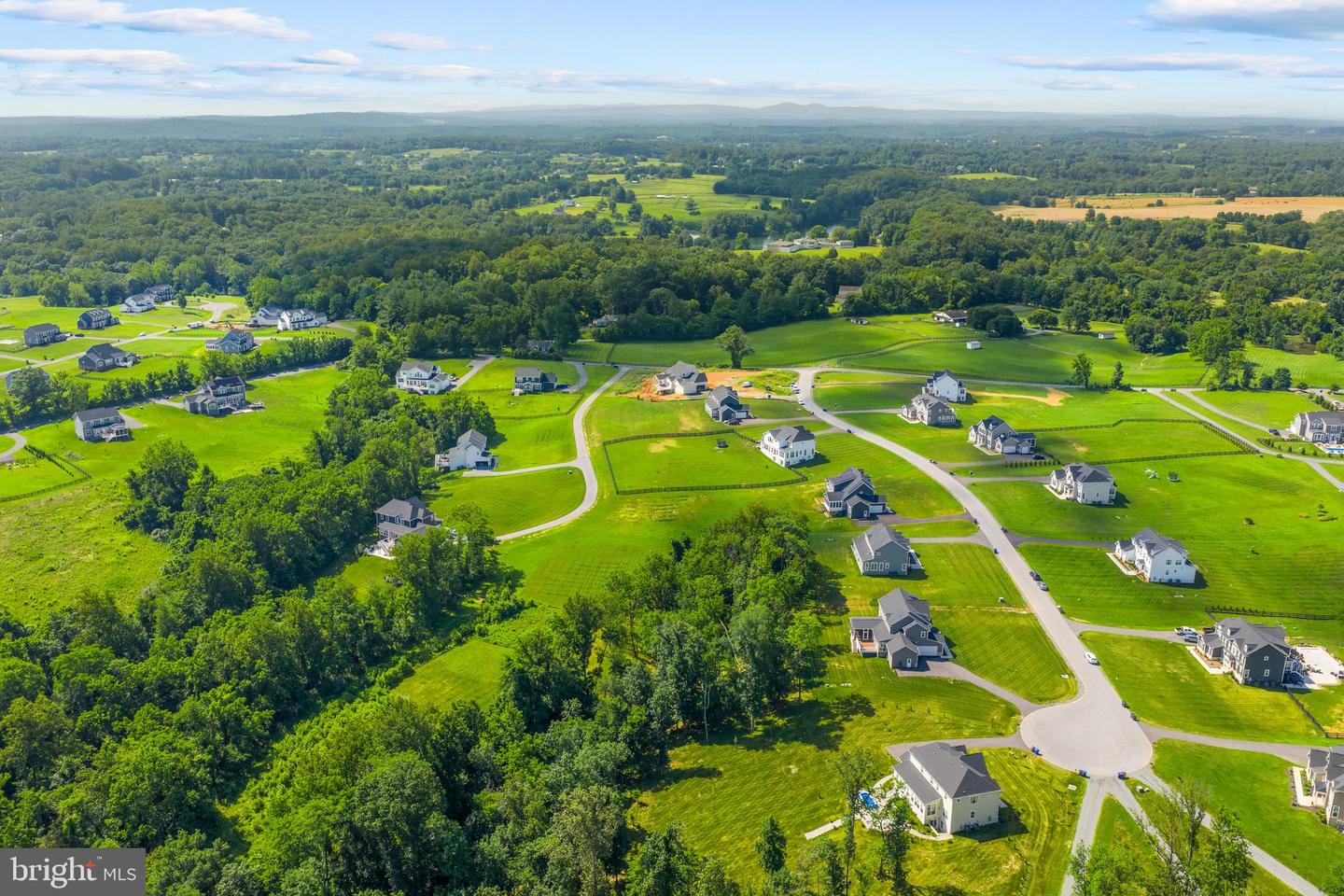 19098 HUNTRIDGE PRESERVE CT, PURCELLVILLE, Virginia 20132, 4 Bedrooms Bedrooms, ,3 BathroomsBathrooms,Residential,For sale,19098 HUNTRIDGE PRESERVE CT,VALO2102082 MLS # VALO2102082