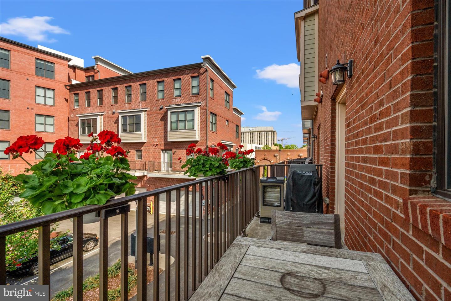 1108 S EDGEWOOD ST, ARLINGTON, Virginia 22204, 4 Bedrooms Bedrooms, ,4 BathroomsBathrooms,Residential,For sale,1108 S EDGEWOOD ST,VAAR2060682 MLS # VAAR2060682