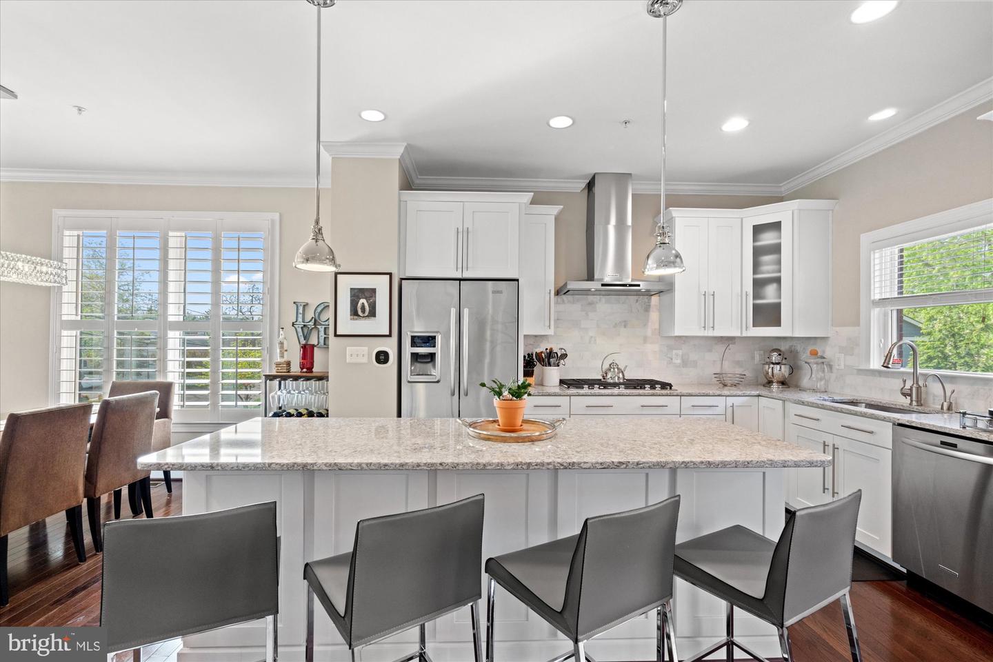 1108 S EDGEWOOD ST, ARLINGTON, Virginia 22204, 4 Bedrooms Bedrooms, ,4 BathroomsBathrooms,Residential,For sale,1108 S EDGEWOOD ST,VAAR2060682 MLS # VAAR2060682