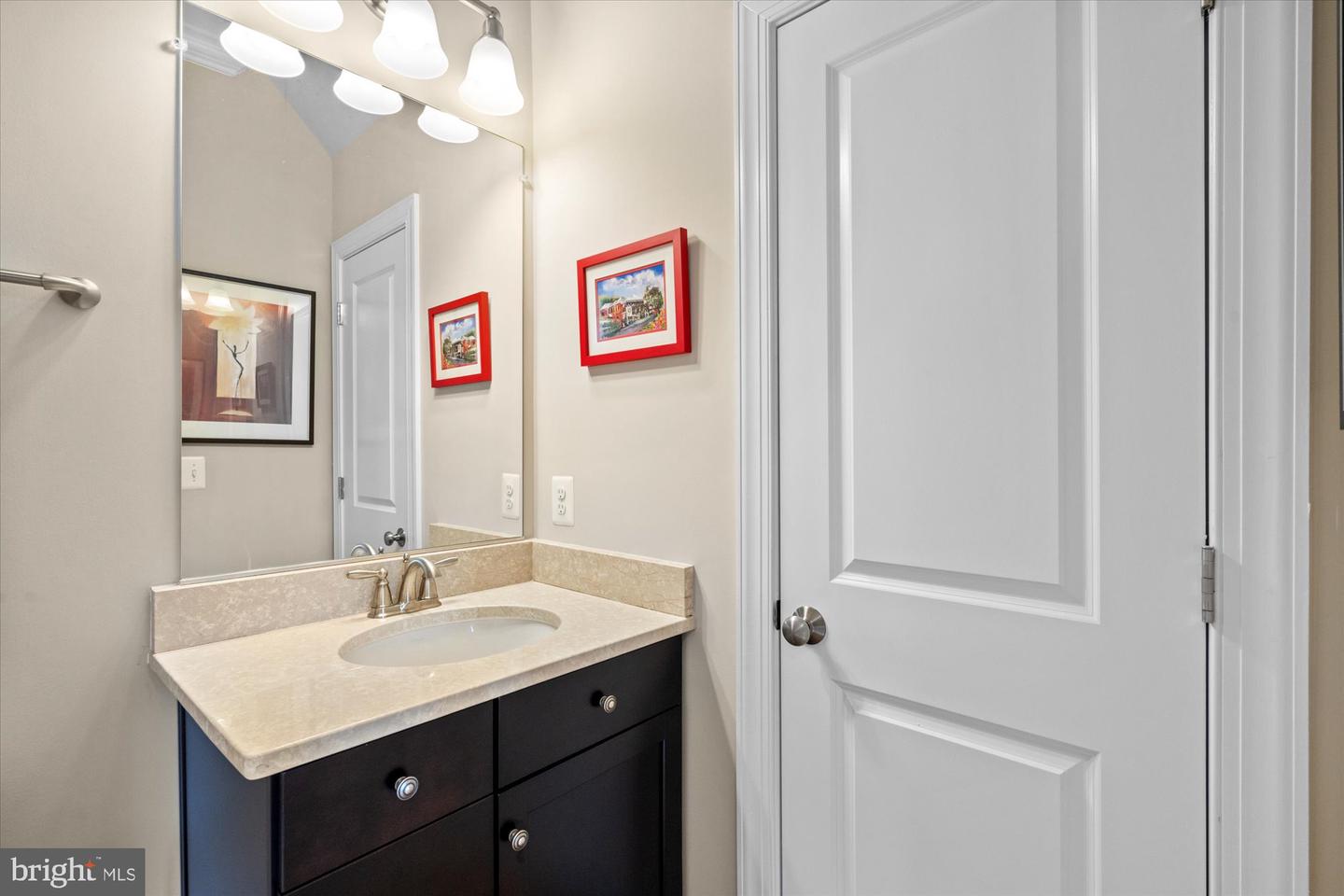 1108 S EDGEWOOD ST, ARLINGTON, Virginia 22204, 4 Bedrooms Bedrooms, ,4 BathroomsBathrooms,Residential,For sale,1108 S EDGEWOOD ST,VAAR2060682 MLS # VAAR2060682