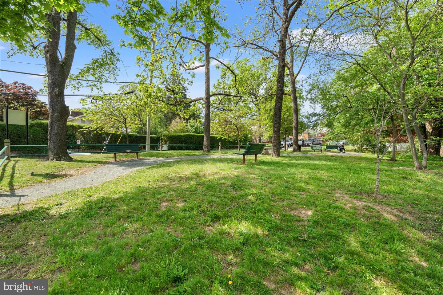 1108 S EDGEWOOD ST, ARLINGTON, Virginia 22204, 4 Bedrooms Bedrooms, ,4 BathroomsBathrooms,Residential,For sale,1108 S EDGEWOOD ST,VAAR2060682 MLS # VAAR2060682