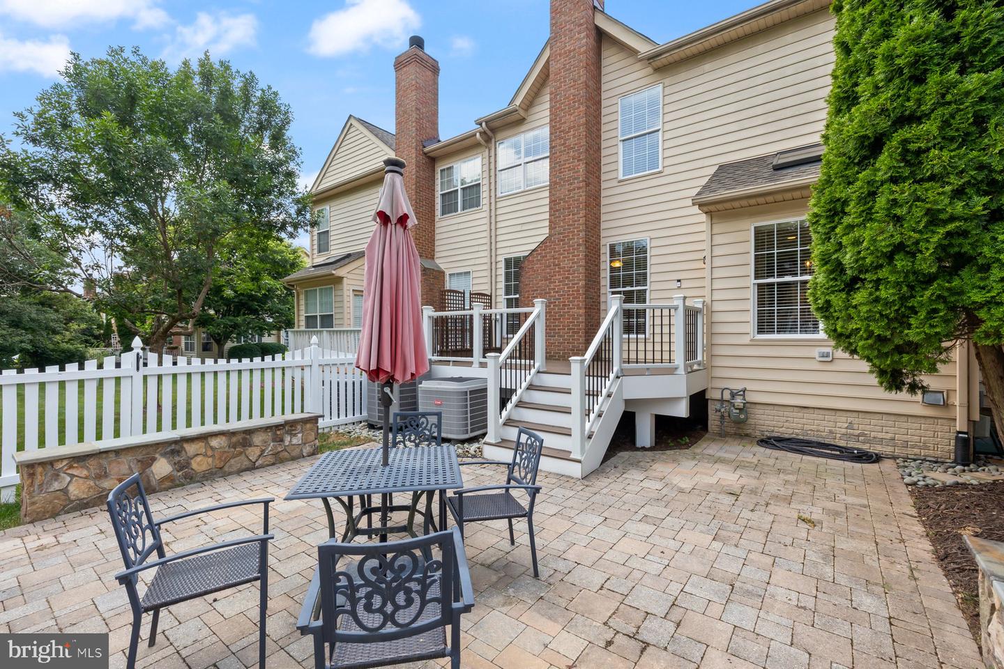 43598 DUNHILL CUP SQ, ASHBURN, Virginia 20147, 3 Bedrooms Bedrooms, ,2 BathroomsBathrooms,Residential,For sale,43598 DUNHILL CUP SQ,VALO2102016 MLS # VALO2102016