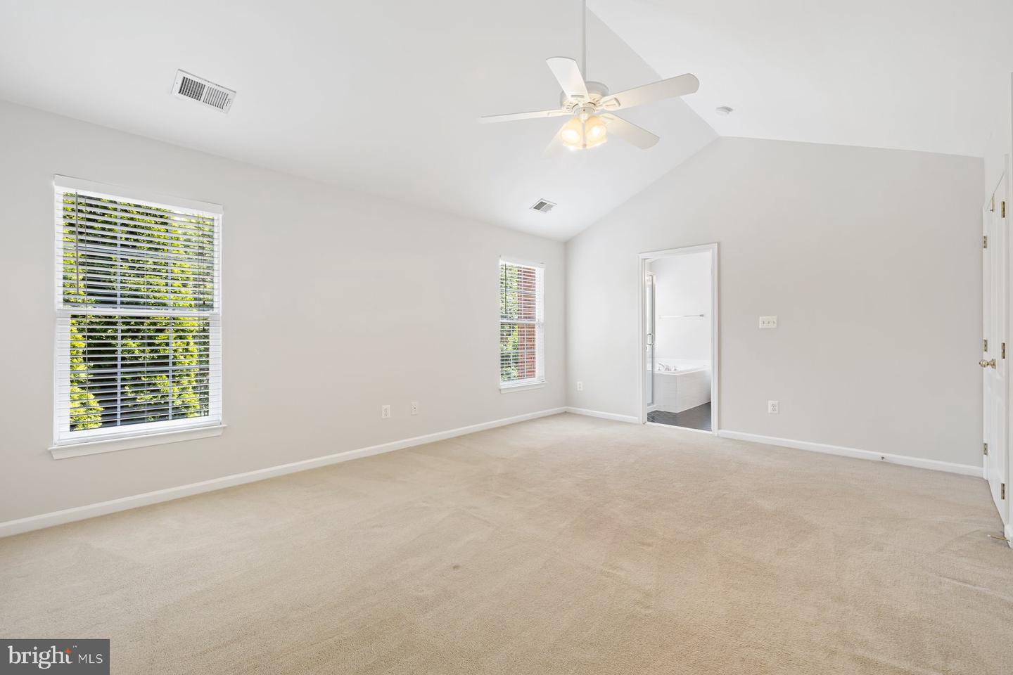 43598 DUNHILL CUP SQ, ASHBURN, Virginia 20147, 3 Bedrooms Bedrooms, ,2 BathroomsBathrooms,Residential,For sale,43598 DUNHILL CUP SQ,VALO2102016 MLS # VALO2102016