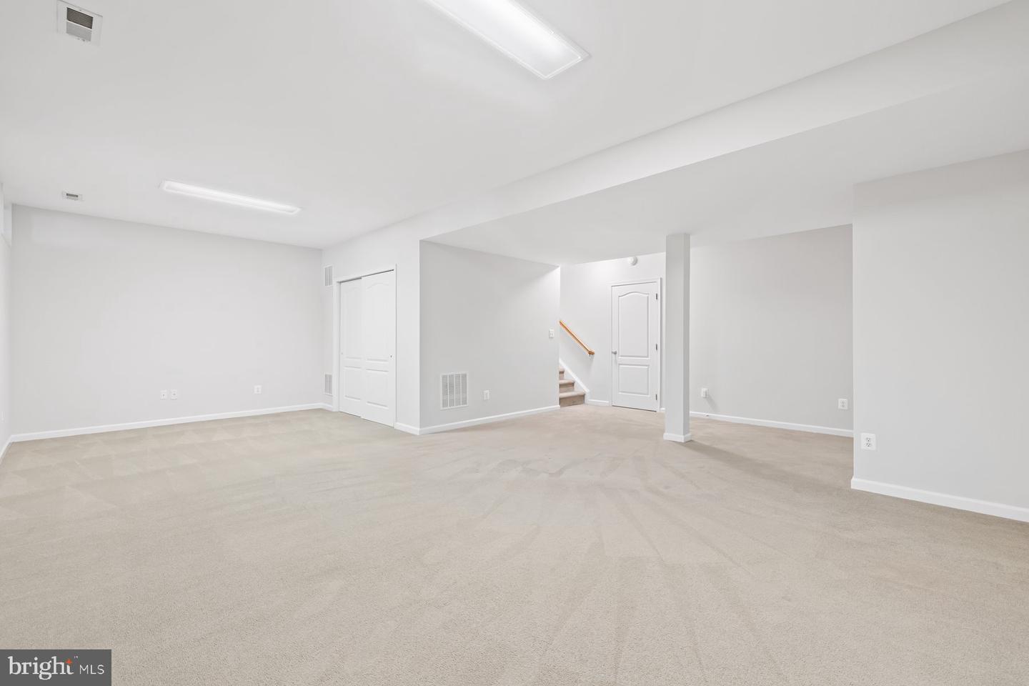 43598 DUNHILL CUP SQ, ASHBURN, Virginia 20147, 3 Bedrooms Bedrooms, ,2 BathroomsBathrooms,Residential,For sale,43598 DUNHILL CUP SQ,VALO2102016 MLS # VALO2102016