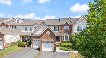 43598 DUNHILL CUP SQ, ASHBURN, Virginia 20147, 3 Bedrooms Bedrooms, ,2 BathroomsBathrooms,Residential,For sale,43598 DUNHILL CUP SQ,VALO2102016 MLS # VALO2102016