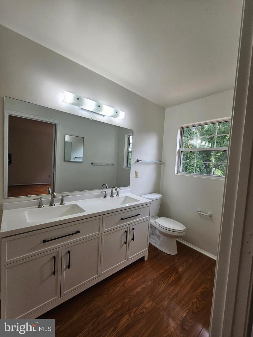 1847 WIGGLESWORTH WAY, WOODBRIDGE, Virginia 22191, 3 Bedrooms Bedrooms, ,3 BathroomsBathrooms,Residential,For sale,1847 WIGGLESWORTH WAY,VAPW2099154 MLS # VAPW2099154