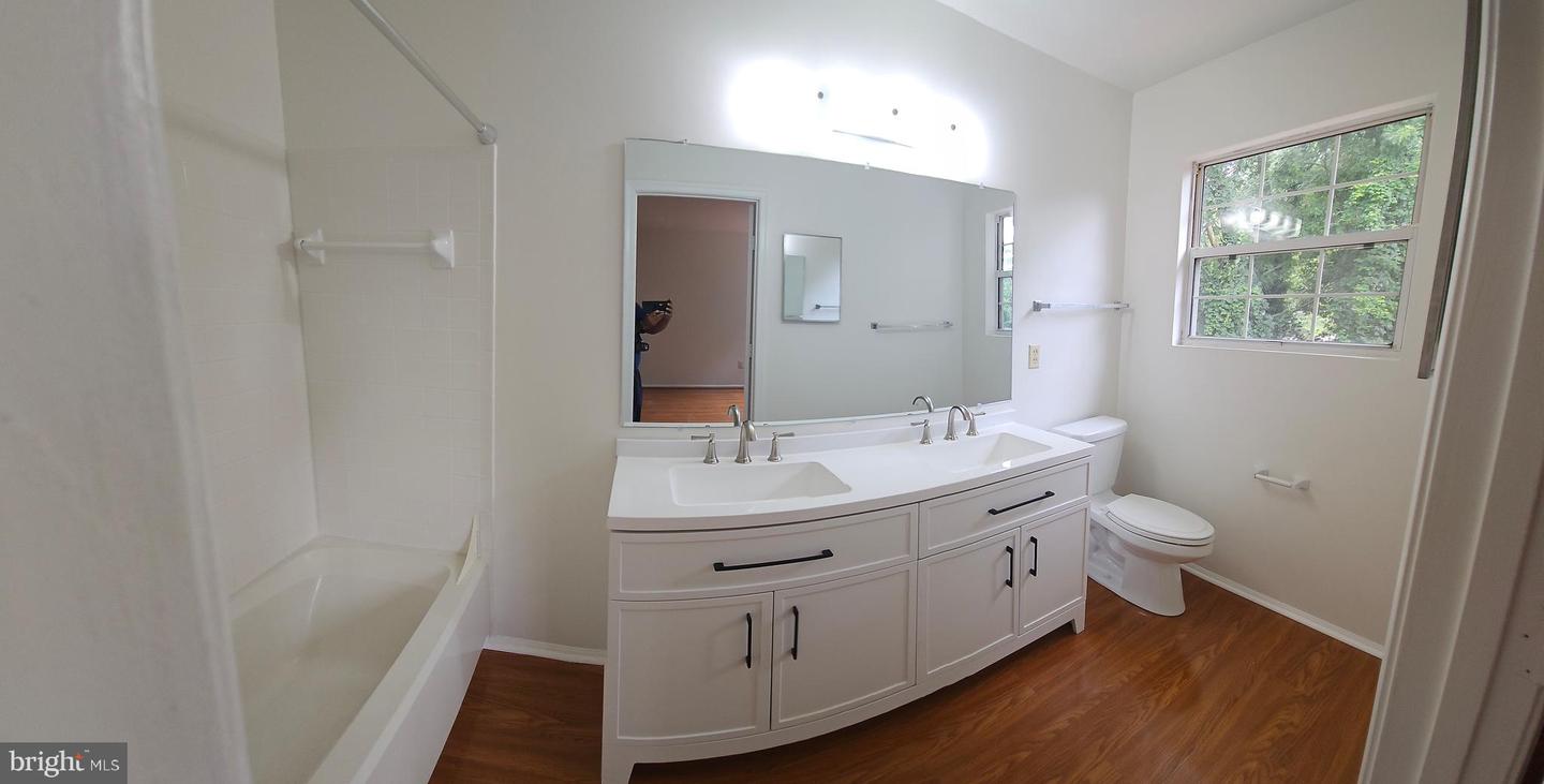 1847 WIGGLESWORTH WAY, WOODBRIDGE, Virginia 22191, 3 Bedrooms Bedrooms, ,3 BathroomsBathrooms,Residential,For sale,1847 WIGGLESWORTH WAY,VAPW2099154 MLS # VAPW2099154