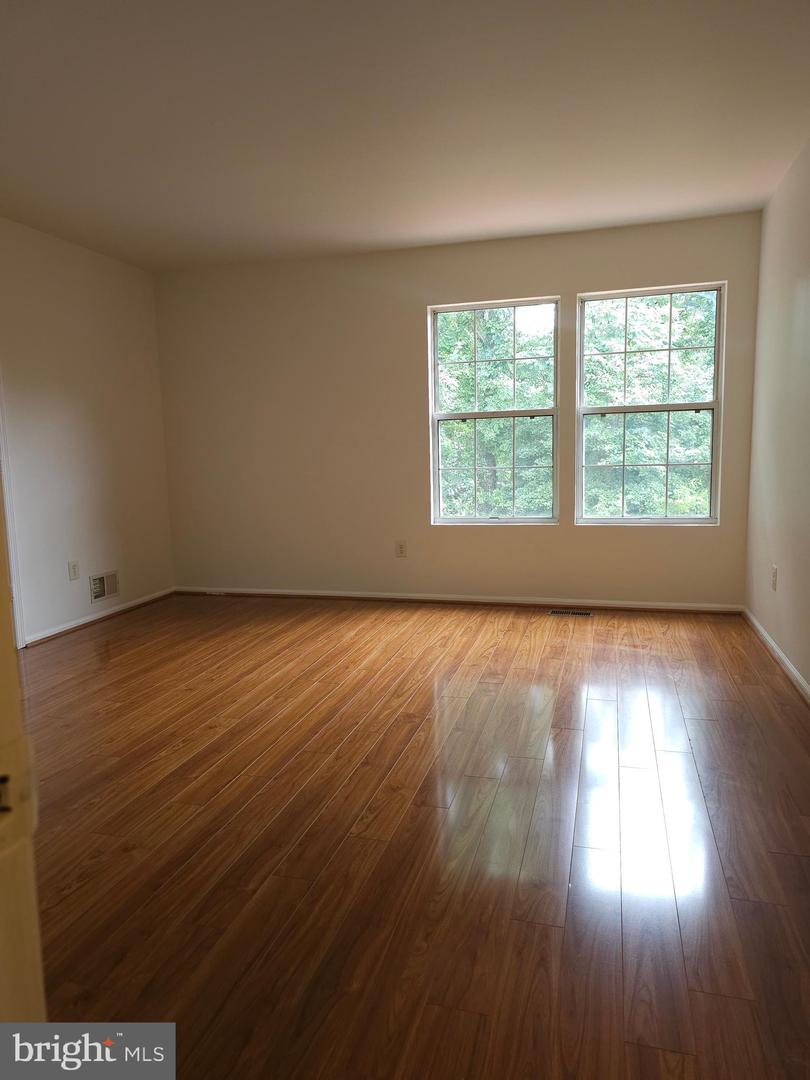 1847 WIGGLESWORTH WAY, WOODBRIDGE, Virginia 22191, 3 Bedrooms Bedrooms, ,3 BathroomsBathrooms,Residential,For sale,1847 WIGGLESWORTH WAY,VAPW2099154 MLS # VAPW2099154