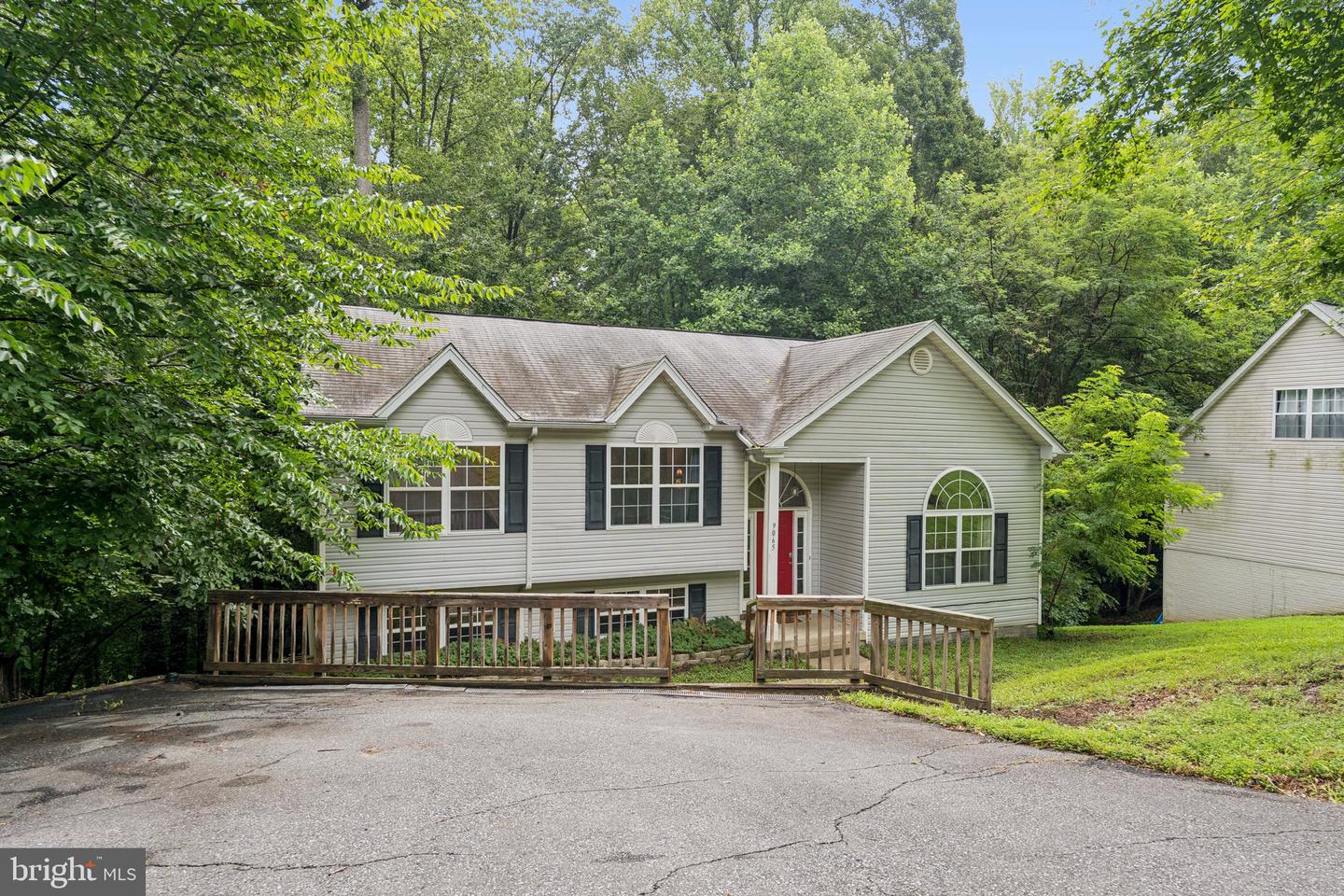 9065 DALLAS CT, KING GEORGE, Virginia 22485, 3 Bedrooms Bedrooms, ,2 BathroomsBathrooms,Residential,For sale,9065 DALLAS CT,VAKG2006714 MLS # VAKG2006714