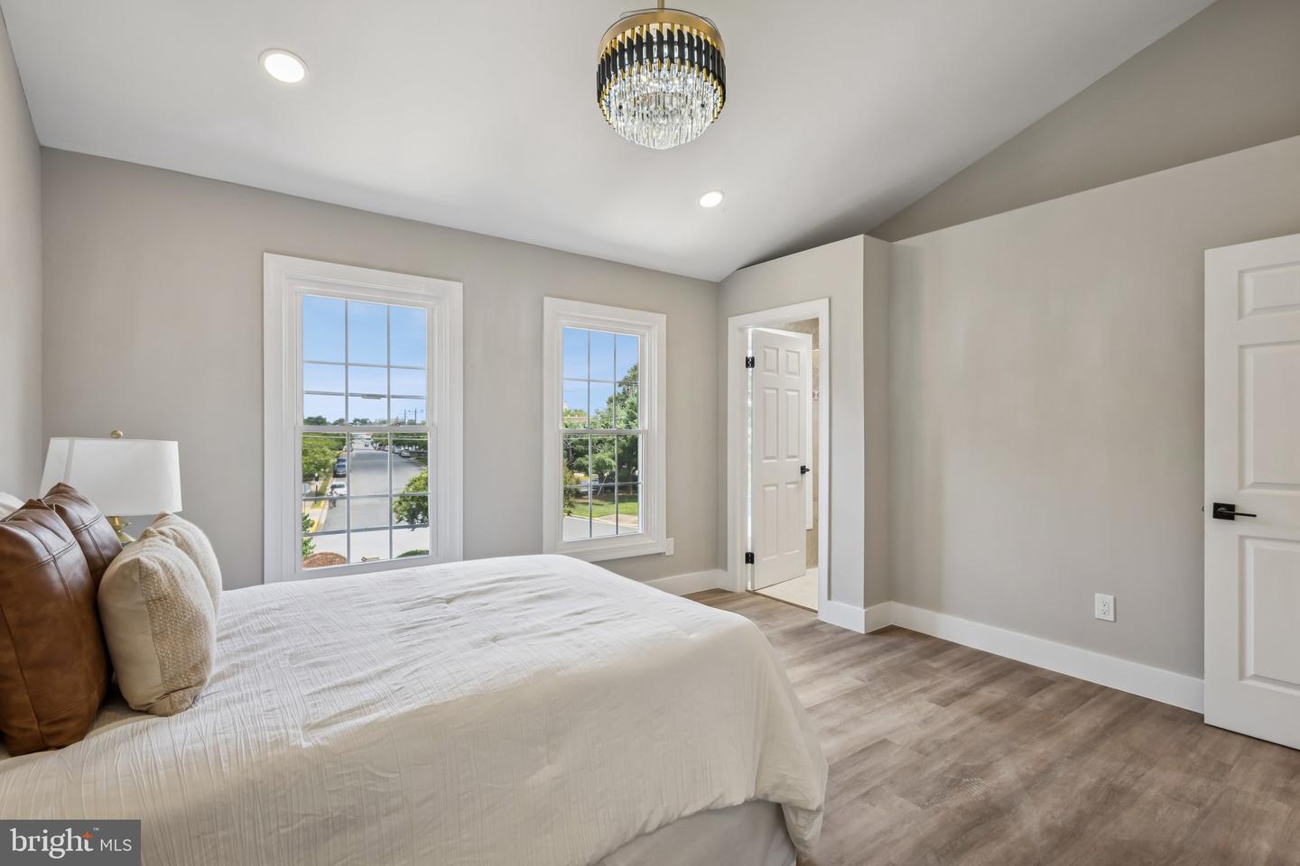 6339 BATTLEMENT WAY, ALEXANDRIA, Virginia 22312, 3 Bedrooms Bedrooms, ,2 BathroomsBathrooms,Residential,For sale,6339 BATTLEMENT WAY,VAFX2255324 MLS # VAFX2255324
