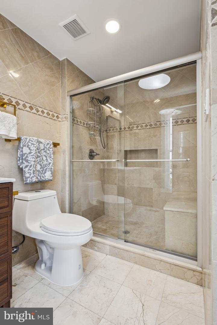 6339 BATTLEMENT WAY, ALEXANDRIA, Virginia 22312, 3 Bedrooms Bedrooms, ,2 BathroomsBathrooms,Residential,For sale,6339 BATTLEMENT WAY,VAFX2255324 MLS # VAFX2255324