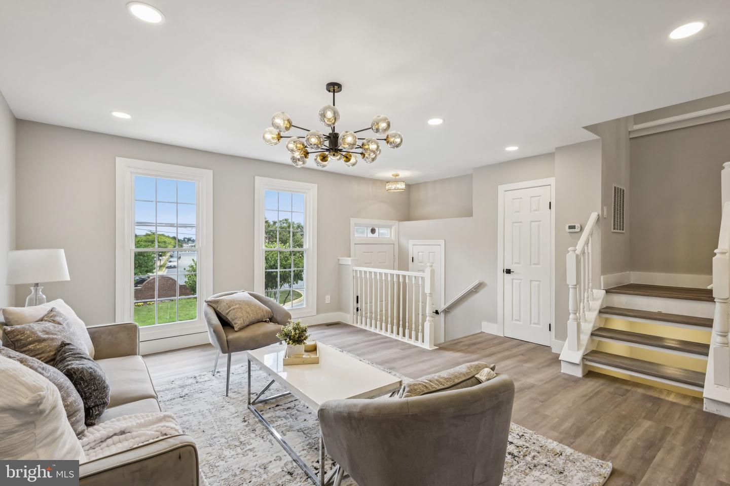 6339 BATTLEMENT WAY, ALEXANDRIA, Virginia 22312, 3 Bedrooms Bedrooms, ,2 BathroomsBathrooms,Residential,For sale,6339 BATTLEMENT WAY,VAFX2255324 MLS # VAFX2255324
