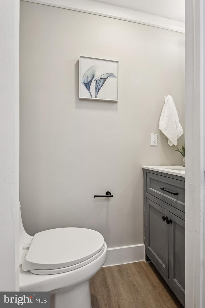 6339 BATTLEMENT WAY, ALEXANDRIA, Virginia 22312, 3 Bedrooms Bedrooms, ,2 BathroomsBathrooms,Residential,For sale,6339 BATTLEMENT WAY,VAFX2255324 MLS # VAFX2255324