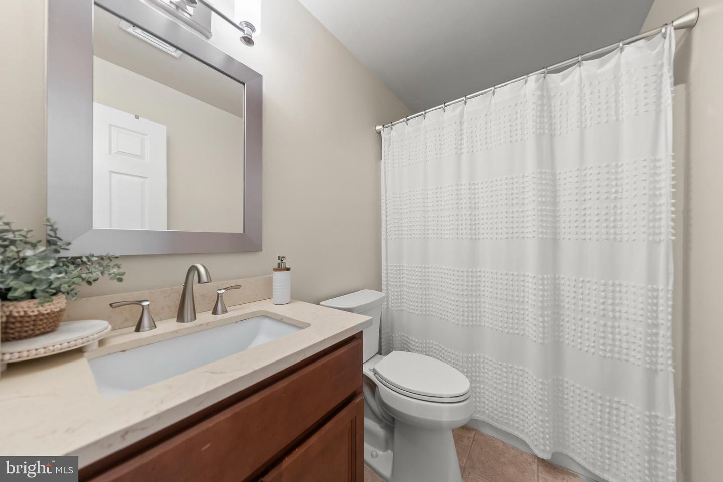 210 WYTHE AVE, STEPHENS CITY, Virginia 22655, 3 Bedrooms Bedrooms, ,1 BathroomBathrooms,Residential,For sale,210 WYTHE AVE,VAFV2035446 MLS # VAFV2035446
