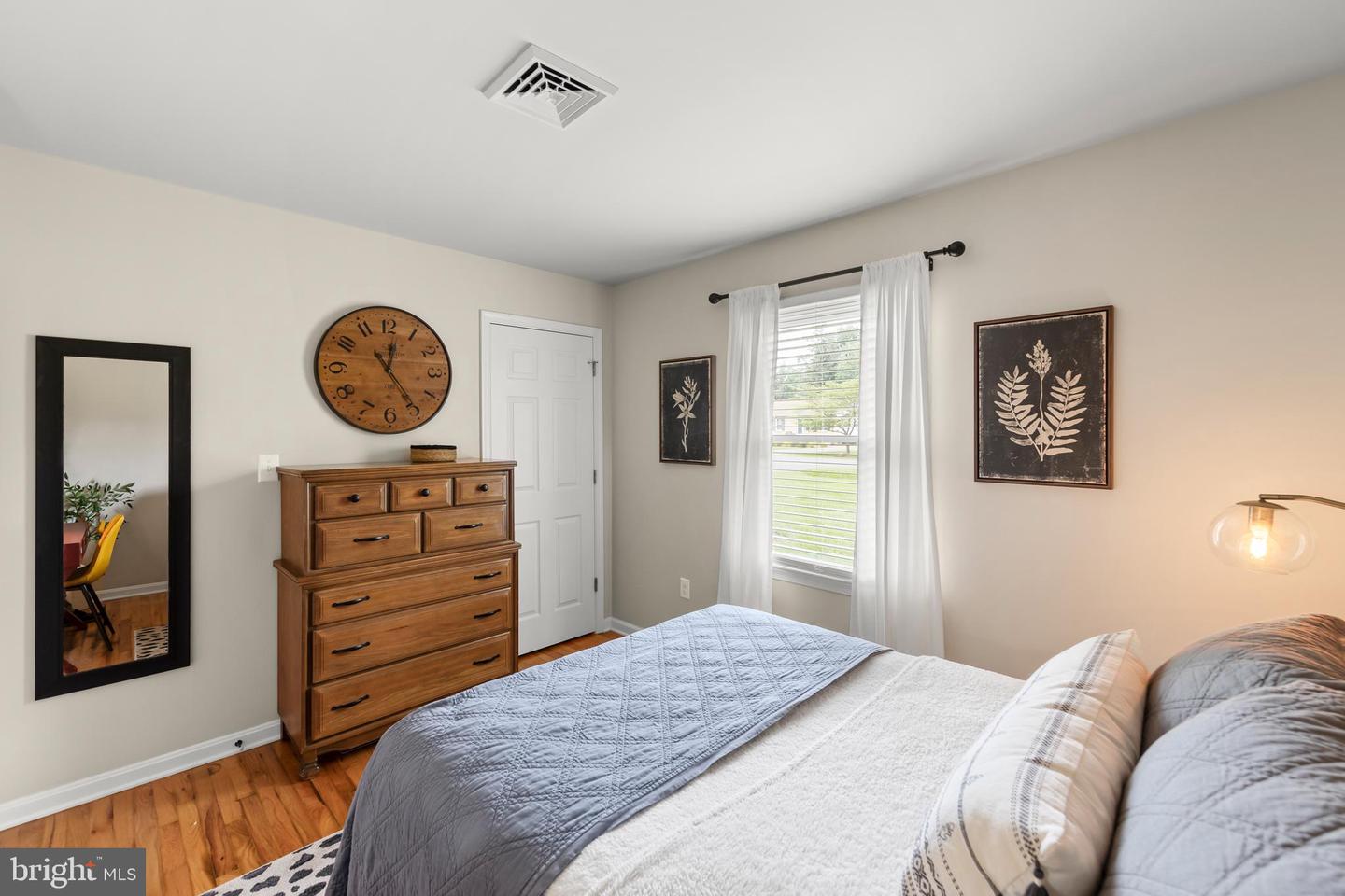 210 WYTHE AVE, STEPHENS CITY, Virginia 22655, 3 Bedrooms Bedrooms, ,1 BathroomBathrooms,Residential,For sale,210 WYTHE AVE,VAFV2035446 MLS # VAFV2035446