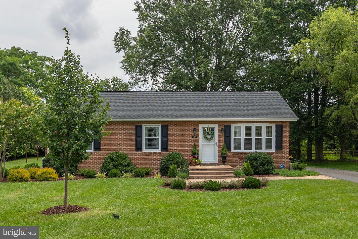 210 WYTHE AVE, STEPHENS CITY, Virginia 22655, 3 Bedrooms Bedrooms, ,1 BathroomBathrooms,Residential,For sale,210 WYTHE AVE,VAFV2035446 MLS # VAFV2035446