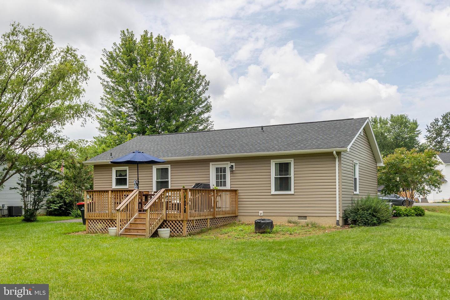 210 WYTHE AVE, STEPHENS CITY, Virginia 22655, 3 Bedrooms Bedrooms, ,1 BathroomBathrooms,Residential,For sale,210 WYTHE AVE,VAFV2035446 MLS # VAFV2035446