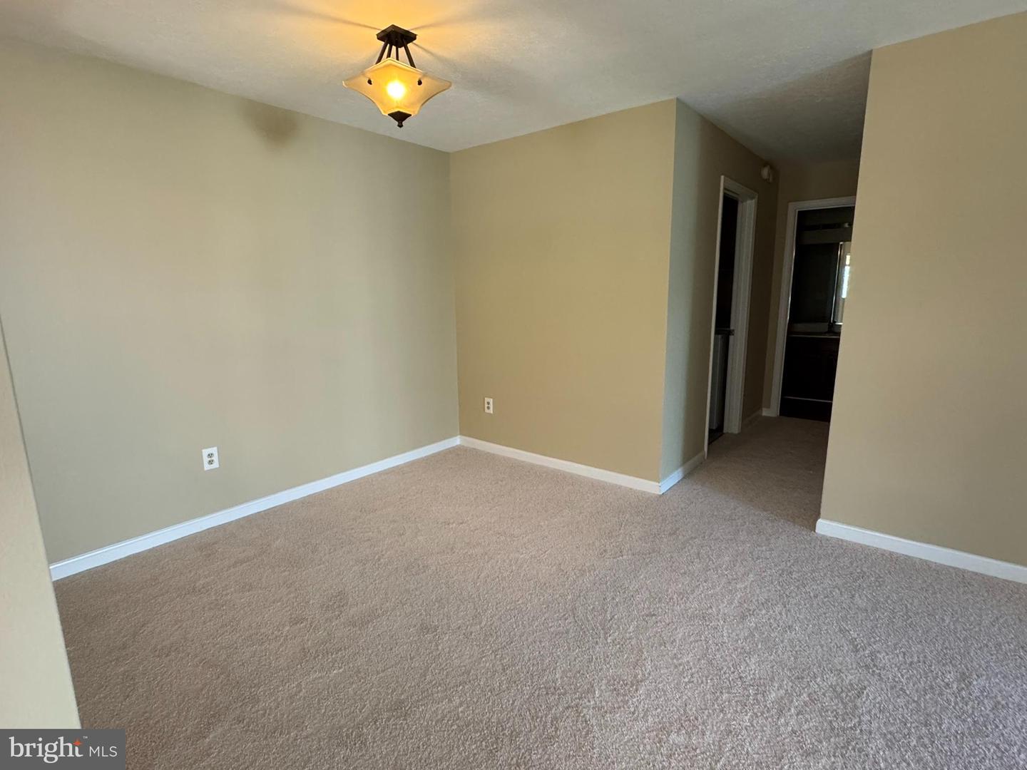 12140 CARDAMOM #12140, WOODBRIDGE, Virginia 22192, 1 Bedroom Bedrooms, ,1 BathroomBathrooms,Residential,For sale,12140 CARDAMOM #12140,VAPW2099170 MLS # VAPW2099170