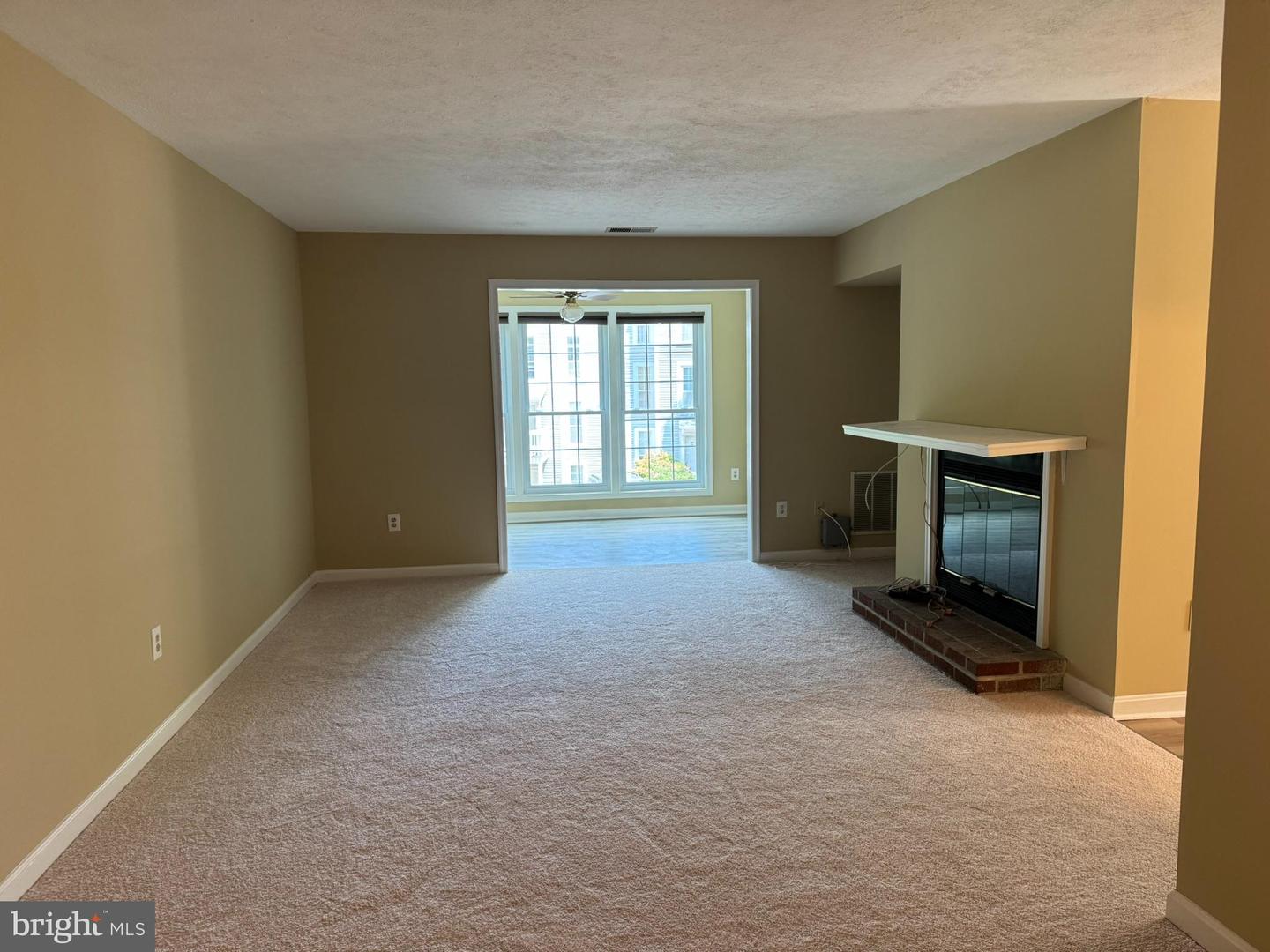 12140 CARDAMOM #12140, WOODBRIDGE, Virginia 22192, 1 Bedroom Bedrooms, ,1 BathroomBathrooms,Residential,For sale,12140 CARDAMOM #12140,VAPW2099170 MLS # VAPW2099170
