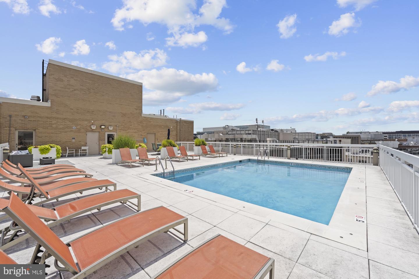 1260 21ST ST NW #605, WASHINGTON, District Of Columbia 20036, 1 Bedroom Bedrooms, ,1 BathroomBathrooms,Residential,For sale,1260 21ST ST NW #605,DCDC2210260 MLS # DCDC2210260
