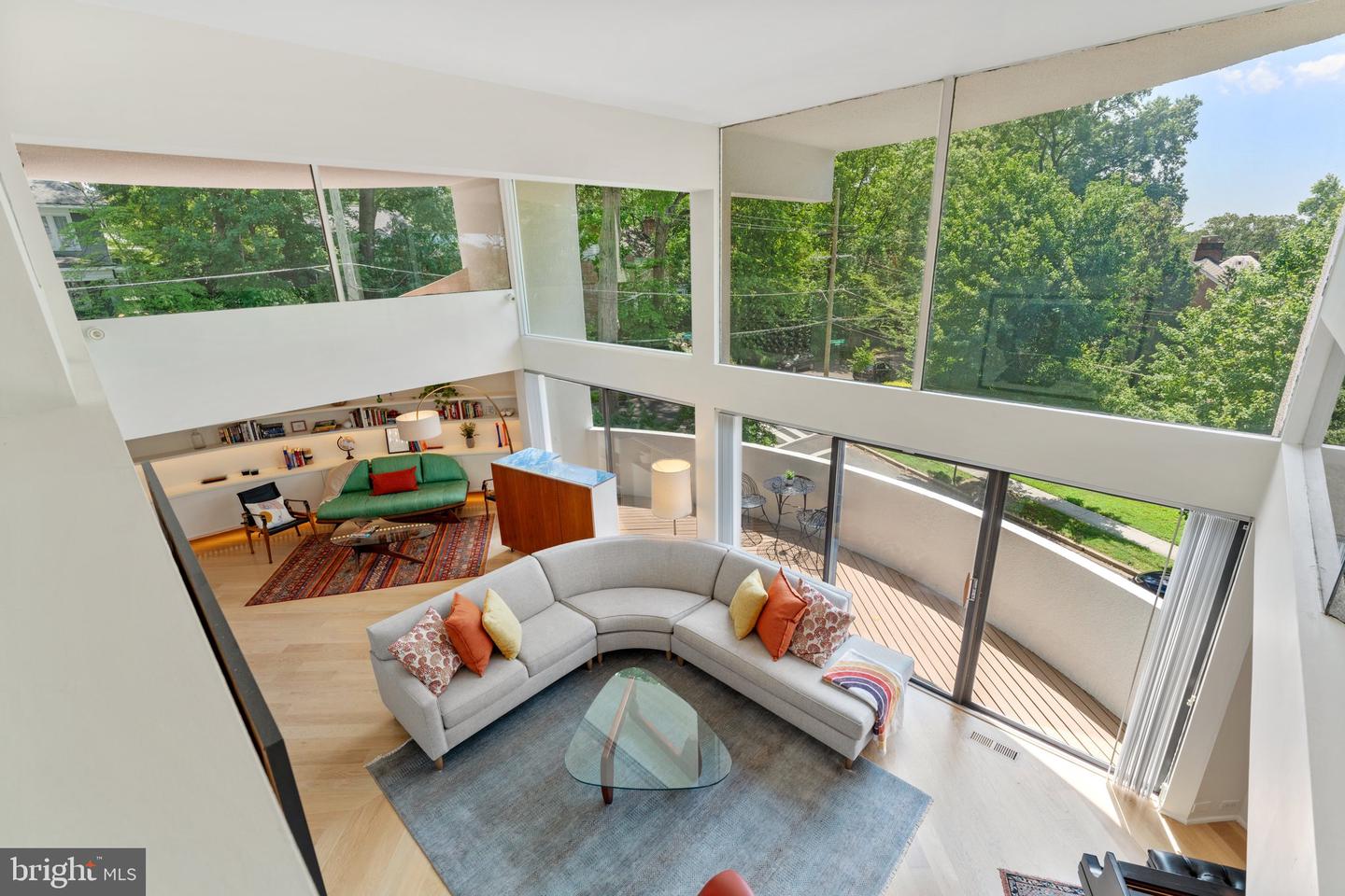 5500 BROAD BRANCH RD NW, WASHINGTON, District Of Columbia 20015, 4 Bedrooms Bedrooms, ,3 BathroomsBathrooms,Residential,For sale,5500 BROAD BRANCH RD NW,DCDC2210264 MLS # DCDC2210264