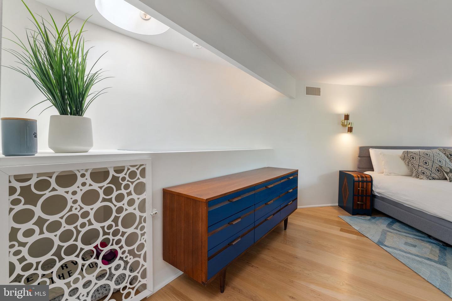 5500 BROAD BRANCH RD NW, WASHINGTON, District Of Columbia 20015, 4 Bedrooms Bedrooms, ,3 BathroomsBathrooms,Residential,For sale,5500 BROAD BRANCH RD NW,DCDC2210264 MLS # DCDC2210264