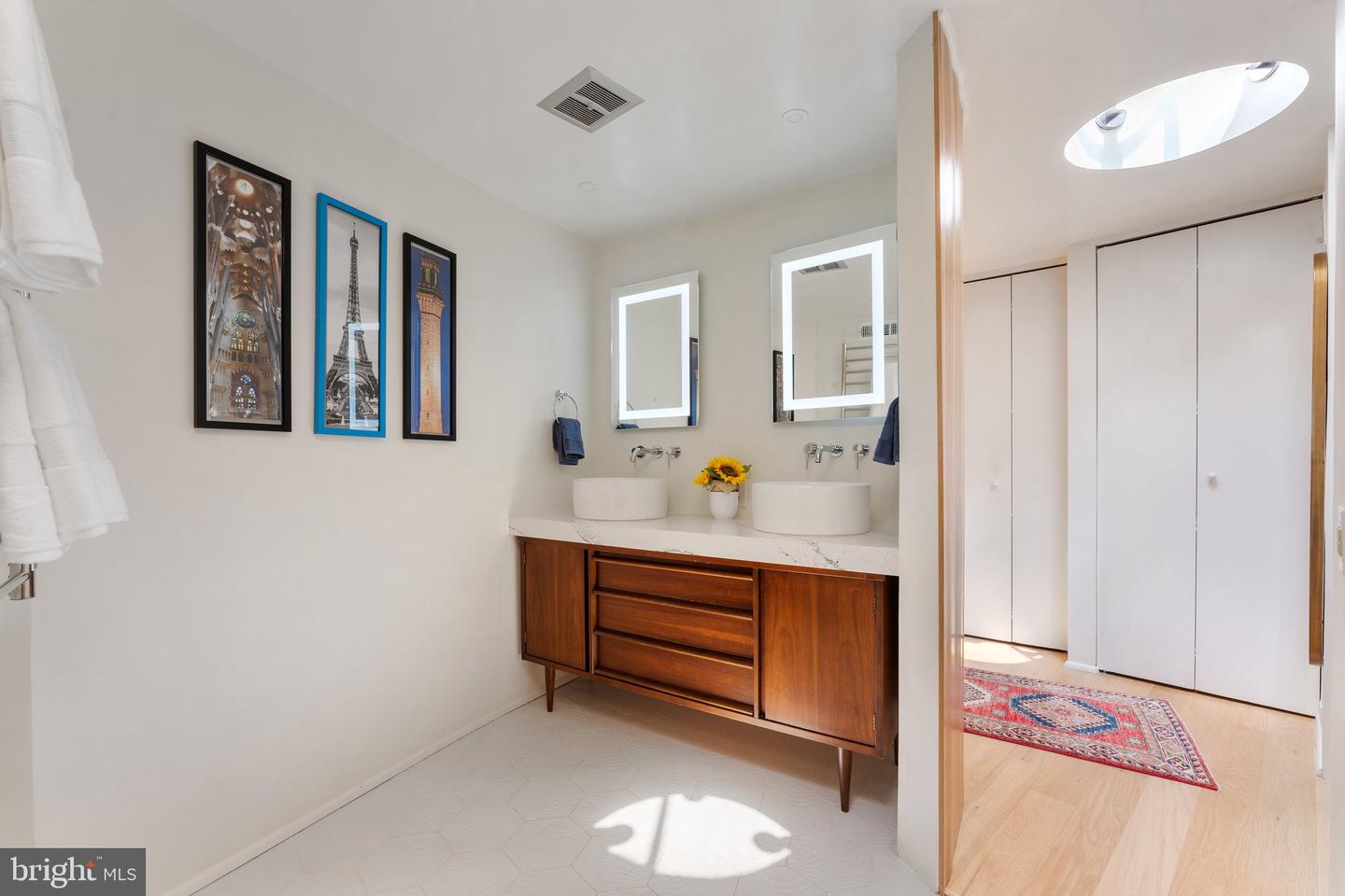 5500 BROAD BRANCH RD NW, WASHINGTON, District Of Columbia 20015, 4 Bedrooms Bedrooms, ,3 BathroomsBathrooms,Residential,For sale,5500 BROAD BRANCH RD NW,DCDC2210264 MLS # DCDC2210264