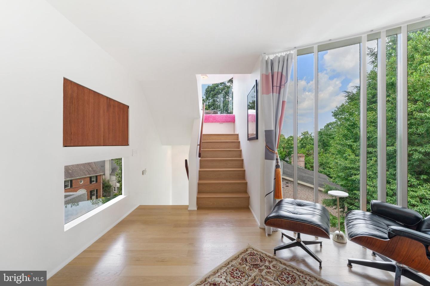 5500 BROAD BRANCH RD NW, WASHINGTON, District Of Columbia 20015, 4 Bedrooms Bedrooms, ,3 BathroomsBathrooms,Residential,For sale,5500 BROAD BRANCH RD NW,DCDC2210264 MLS # DCDC2210264