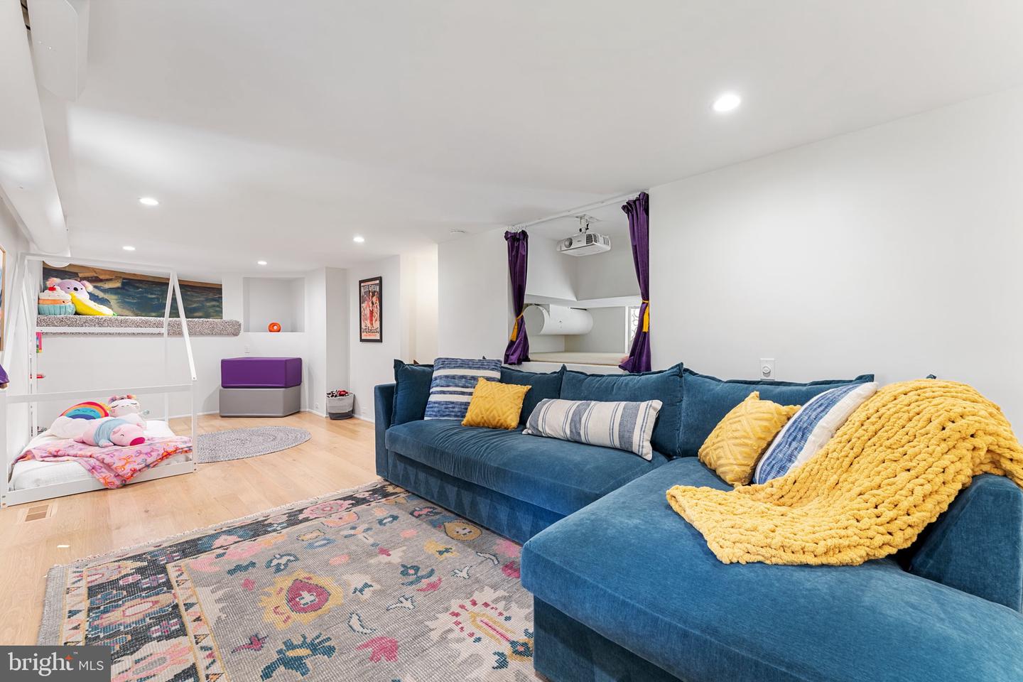 5500 BROAD BRANCH RD NW, WASHINGTON, District Of Columbia 20015, 4 Bedrooms Bedrooms, ,3 BathroomsBathrooms,Residential,For sale,5500 BROAD BRANCH RD NW,DCDC2210264 MLS # DCDC2210264
