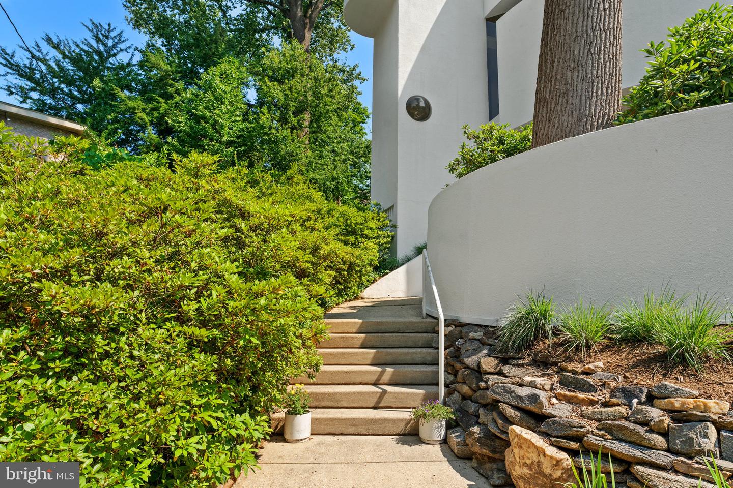 5500 BROAD BRANCH RD NW, WASHINGTON, District Of Columbia 20015, 4 Bedrooms Bedrooms, ,3 BathroomsBathrooms,Residential,For sale,5500 BROAD BRANCH RD NW,DCDC2210264 MLS # DCDC2210264