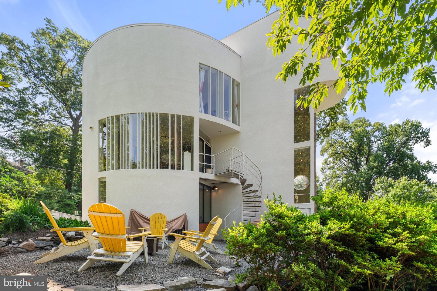 5500 BROAD BRANCH RD NW, WASHINGTON, District Of Columbia 20015, 4 Bedrooms Bedrooms, ,3 BathroomsBathrooms,Residential,For sale,5500 BROAD BRANCH RD NW,DCDC2210264 MLS # DCDC2210264
