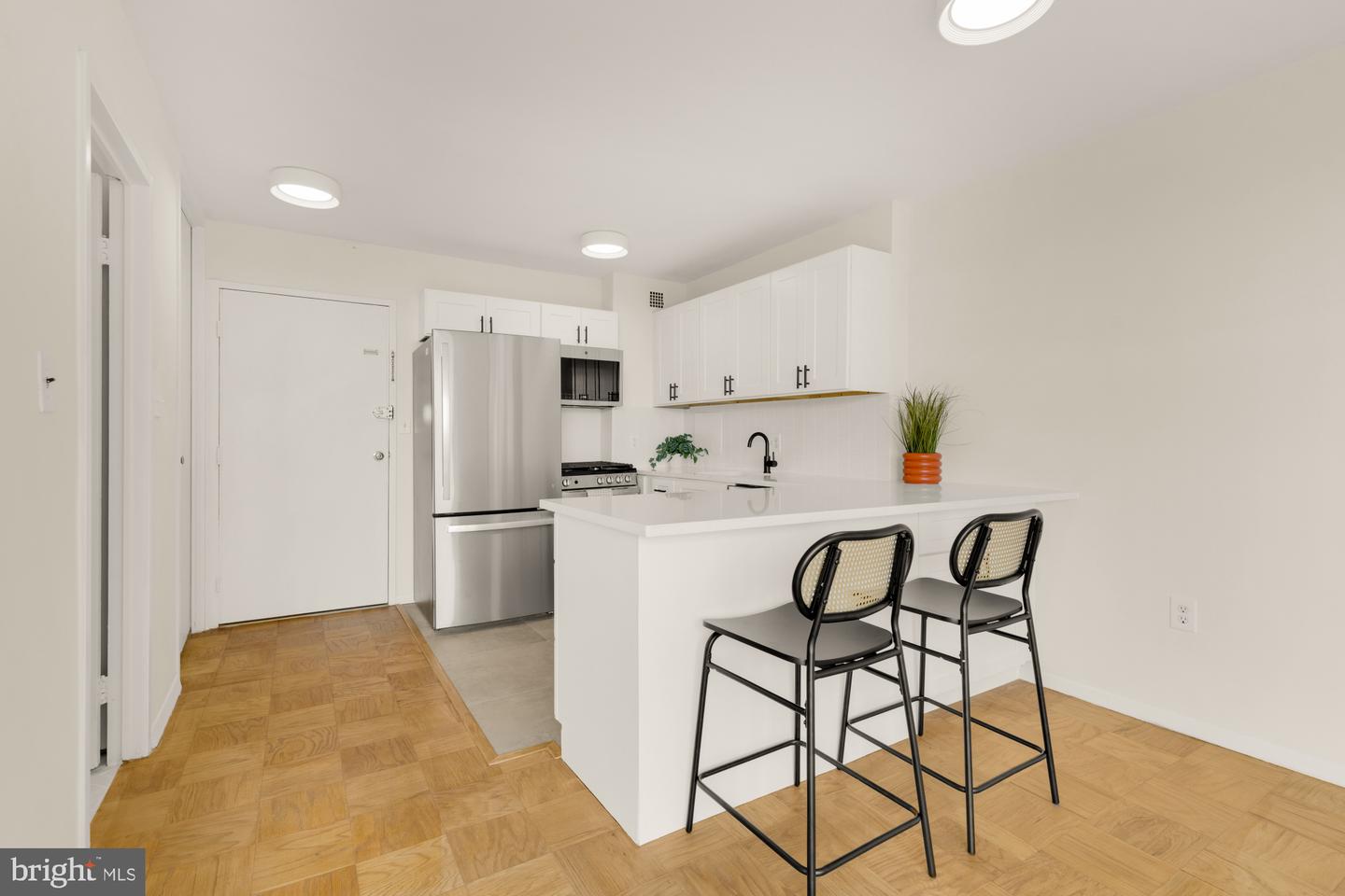 2800 WISCONSIN AVE NW #609, WASHINGTON, District Of Columbia 20007, ,1 BathroomBathrooms,Residential,For sale,2800 WISCONSIN AVE NW #609,DCDC2210346 MLS # DCDC2210346