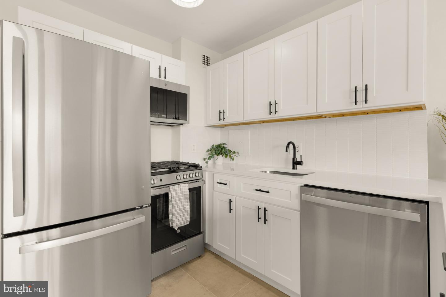 2800 WISCONSIN AVE NW #609, WASHINGTON, District Of Columbia 20007, ,1 BathroomBathrooms,Residential,For sale,2800 WISCONSIN AVE NW #609,DCDC2210346 MLS # DCDC2210346