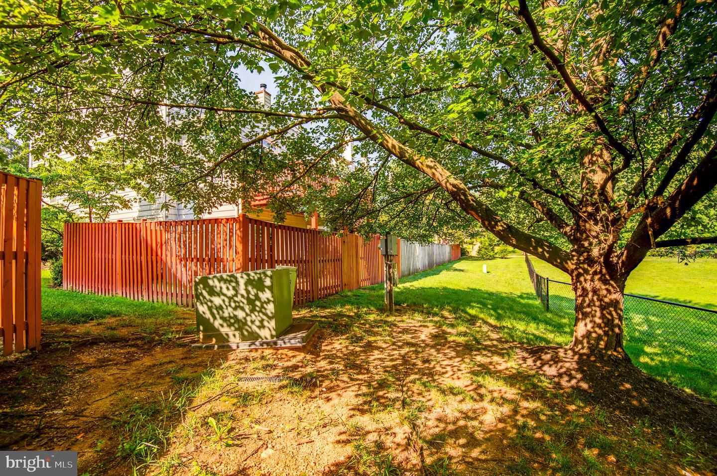 8632 BEECH HOLLOW LN, SPRINGFIELD, Virginia 22153, 4 Bedrooms Bedrooms, ,3 BathroomsBathrooms,Residential,For sale,8632 BEECH HOLLOW LN,VAFX2255224 MLS # VAFX2255224