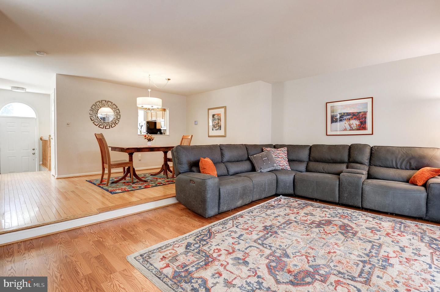 8632 BEECH HOLLOW LN, SPRINGFIELD, Virginia 22153, 4 Bedrooms Bedrooms, ,3 BathroomsBathrooms,Residential,For sale,8632 BEECH HOLLOW LN,VAFX2255224 MLS # VAFX2255224
