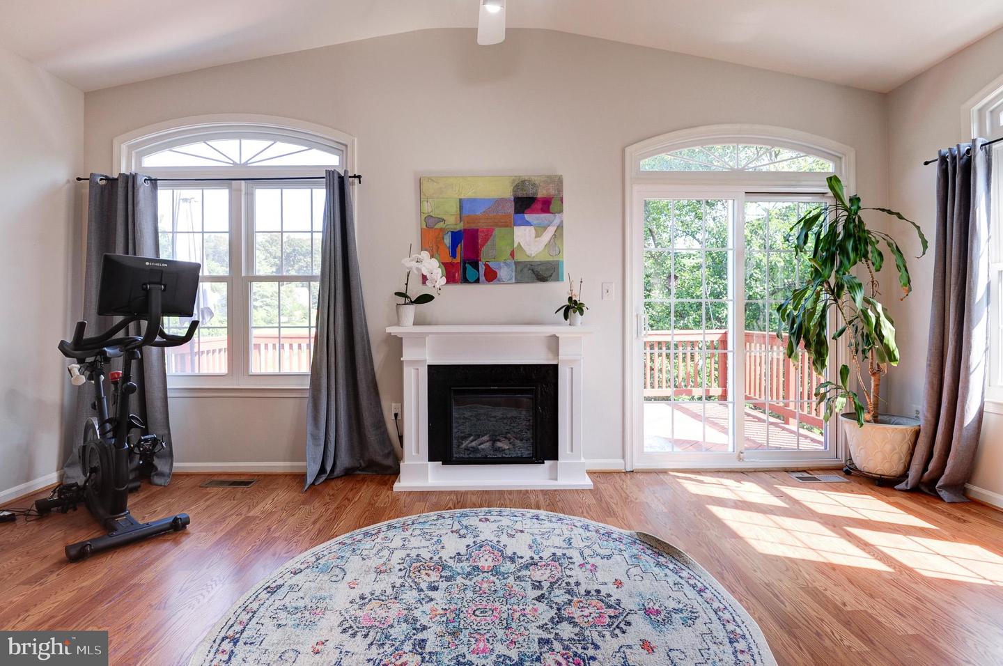 8632 BEECH HOLLOW LN, SPRINGFIELD, Virginia 22153, 4 Bedrooms Bedrooms, ,3 BathroomsBathrooms,Residential,For sale,8632 BEECH HOLLOW LN,VAFX2255224 MLS # VAFX2255224