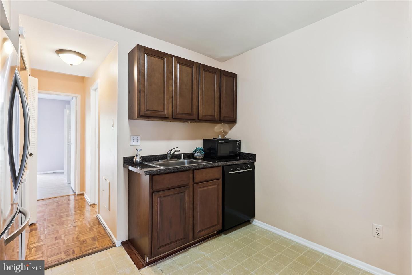2032 ROYAL FERN CT #11A, RESTON, Virginia 20191, 1 Bedroom Bedrooms, ,1 BathroomBathrooms,Residential,For sale,2032 ROYAL FERN CT #11A,VAFX2255232 MLS # VAFX2255232