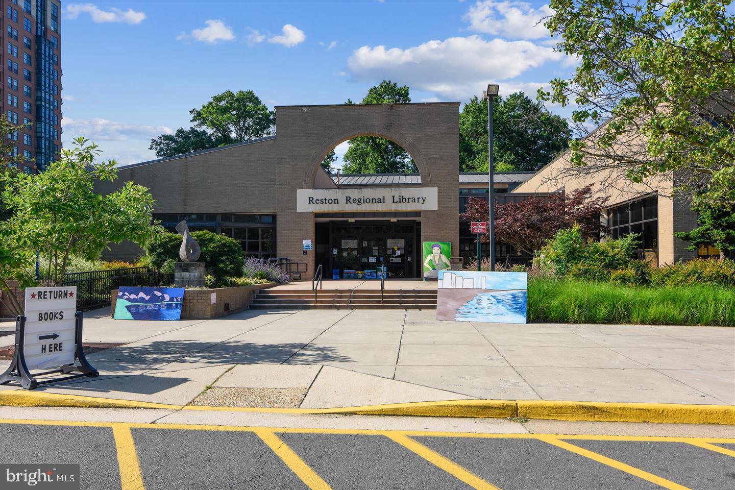2032 ROYAL FERN CT #11A, RESTON, Virginia 20191, 1 Bedroom Bedrooms, ,1 BathroomBathrooms,Residential,For sale,2032 ROYAL FERN CT #11A,VAFX2255232 MLS # VAFX2255232