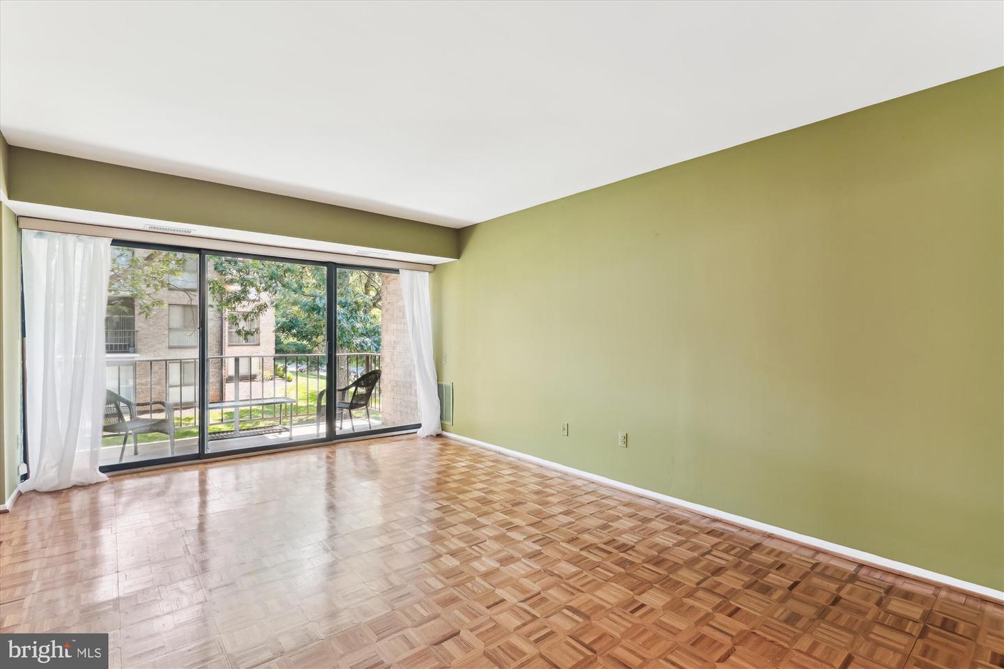 2032 ROYAL FERN CT #11A, RESTON, Virginia 20191, 1 Bedroom Bedrooms, ,1 BathroomBathrooms,Residential,For sale,2032 ROYAL FERN CT #11A,VAFX2255232 MLS # VAFX2255232
