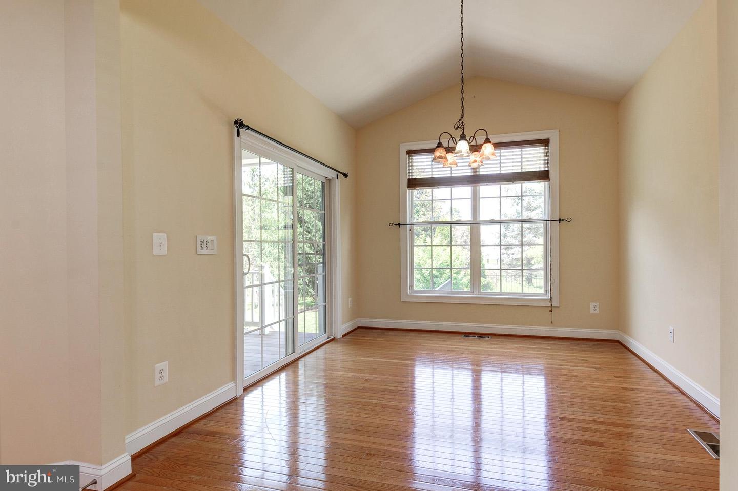 6626 OAKTON AVE, HAYMARKET, Virginia 20169, 4 Bedrooms Bedrooms, ,3 BathroomsBathrooms,Residential,For sale,6626 OAKTON AVE,VAPW2099138 MLS # VAPW2099138