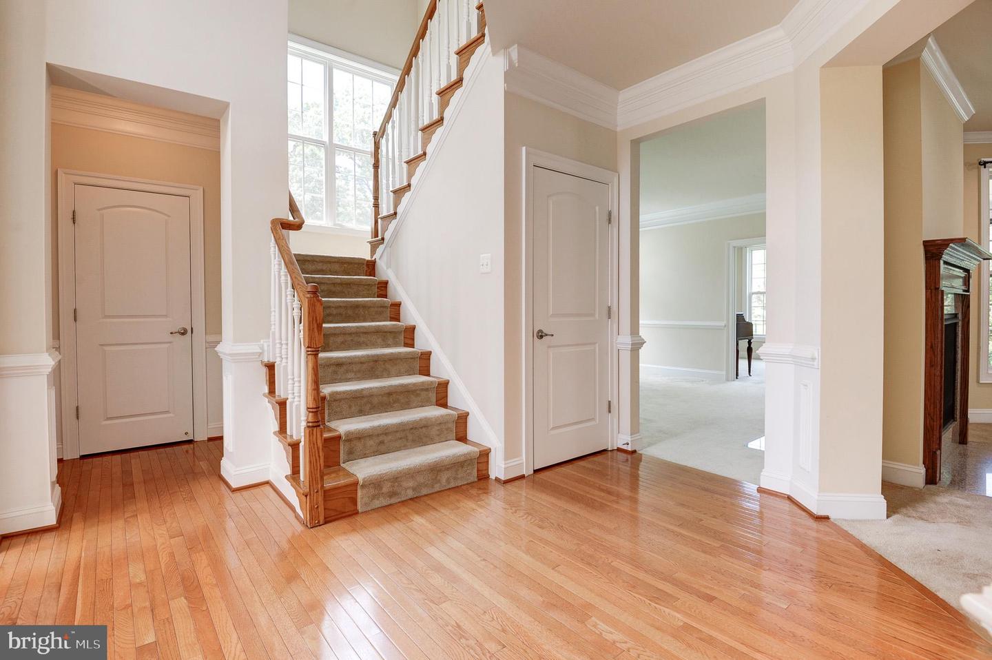 6626 OAKTON AVE, HAYMARKET, Virginia 20169, 4 Bedrooms Bedrooms, ,3 BathroomsBathrooms,Residential,For sale,6626 OAKTON AVE,VAPW2099138 MLS # VAPW2099138