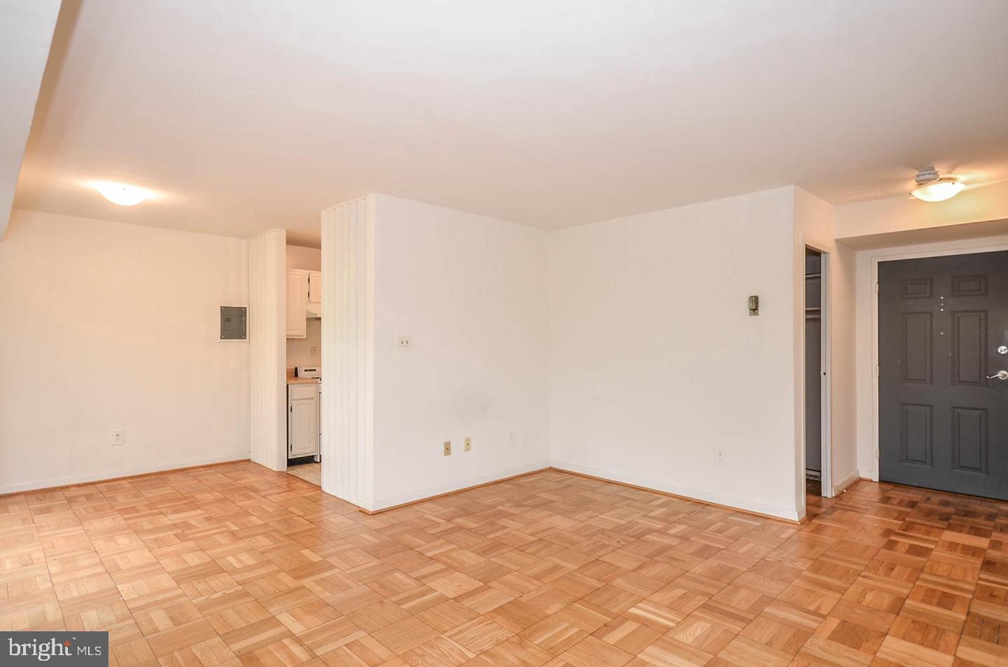 3900 TUNLAW RD NW #217, WASHINGTON, District Of Columbia 20007, ,1 BathroomBathrooms,Residential,For sale,3900 TUNLAW RD NW #217,DCDC2210178 MLS # DCDC2210178