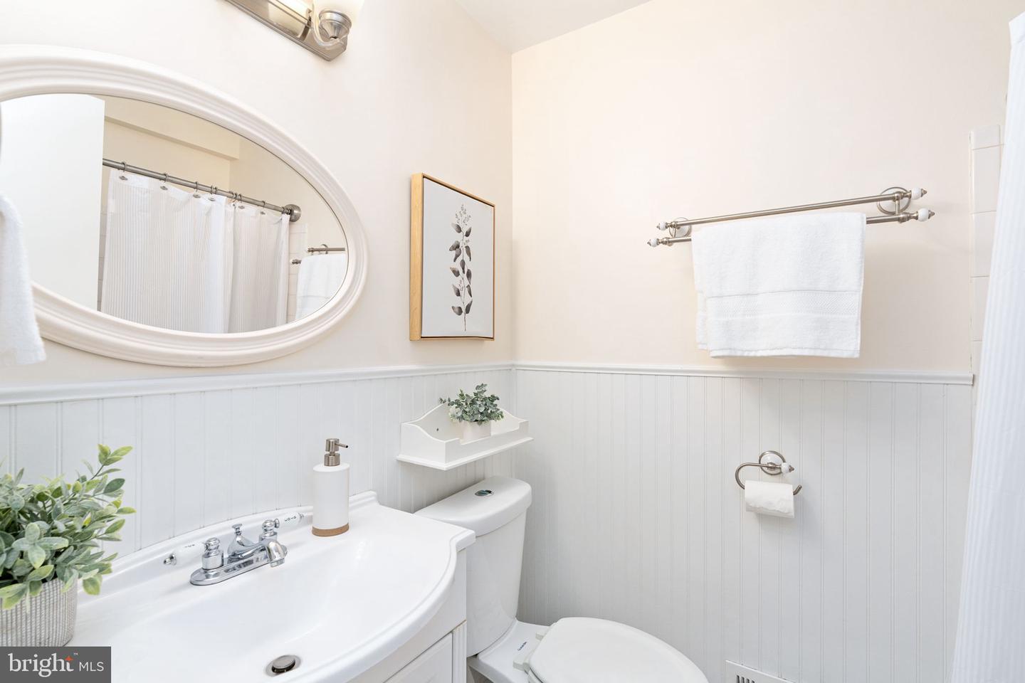 2401 WITTINGTON BLVD, ALEXANDRIA, Virginia 22308, 4 Bedrooms Bedrooms, ,3 BathroomsBathrooms,Residential,For sale,2401 WITTINGTON BLVD,VAFX2255260 MLS # VAFX2255260