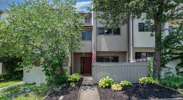 1754 POWDER HORN TER, WOODBRIDGE, Virginia 22191, 4 Bedrooms Bedrooms, ,2 BathroomsBathrooms,Residential,For sale,1754 POWDER HORN TER,VAPW2099150 MLS # VAPW2099150