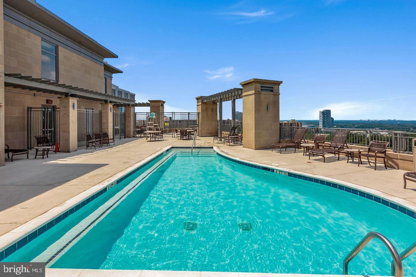 8220 CRESTWOOD HEIGHTS DR #1205, MCLEAN, Virginia 22102, 2 Bedrooms Bedrooms, ,2 BathroomsBathrooms,Residential,For sale,8220 CRESTWOOD HEIGHTS DR #1205,VAFX2255298 MLS # VAFX2255298