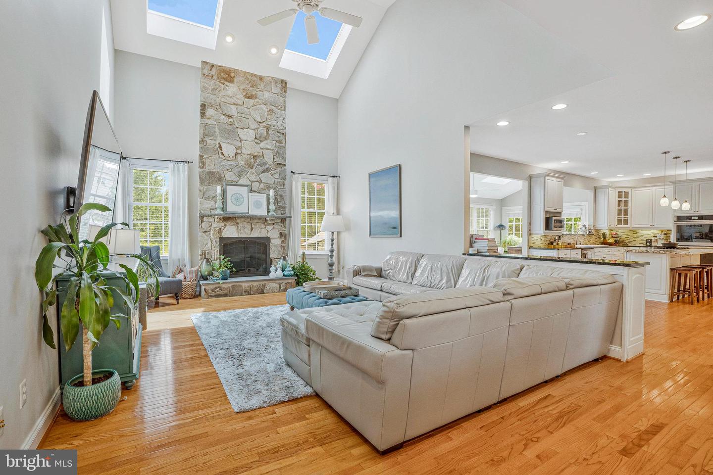19917 INTERLACHEN CIRCLE, ASHBURN, Virginia 20147, 5 Bedrooms Bedrooms, ,4 BathroomsBathrooms,Residential,For sale,19917 INTERLACHEN CIRCLE,VALO2102116 MLS # VALO2102116