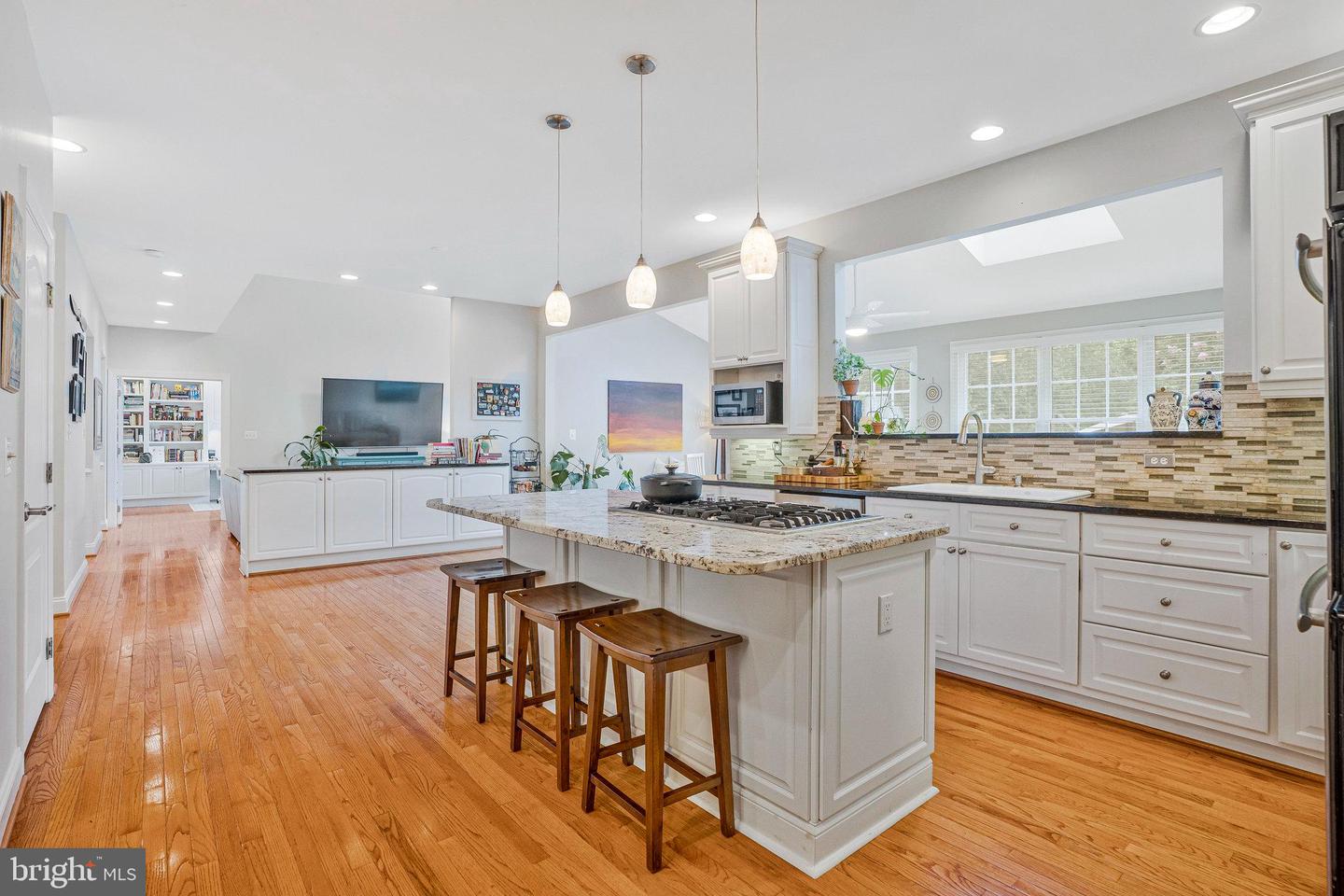 19917 INTERLACHEN CIRCLE, ASHBURN, Virginia 20147, 5 Bedrooms Bedrooms, ,4 BathroomsBathrooms,Residential,For sale,19917 INTERLACHEN CIRCLE,VALO2102116 MLS # VALO2102116